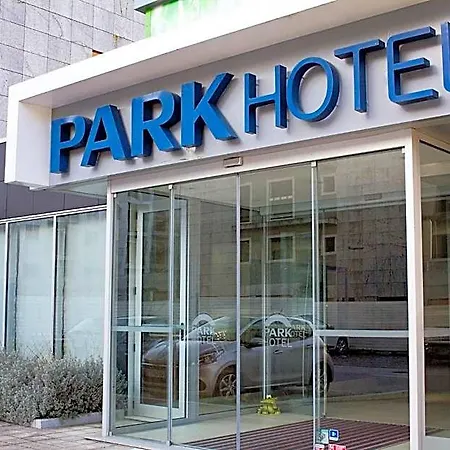 Park Porto 3*